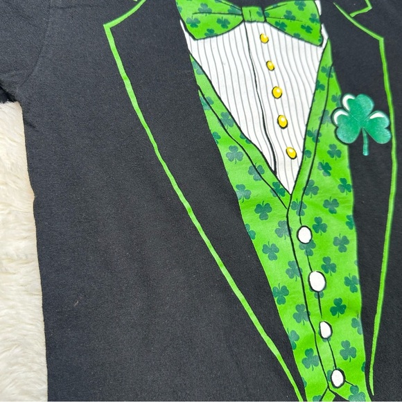 St. Patrick’s Day T-Shirt Black, Green, & White Size 5 - Picture 5 of 16